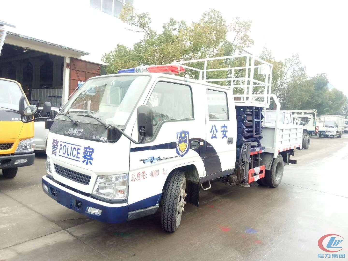 江鈴順達警用高空作業車